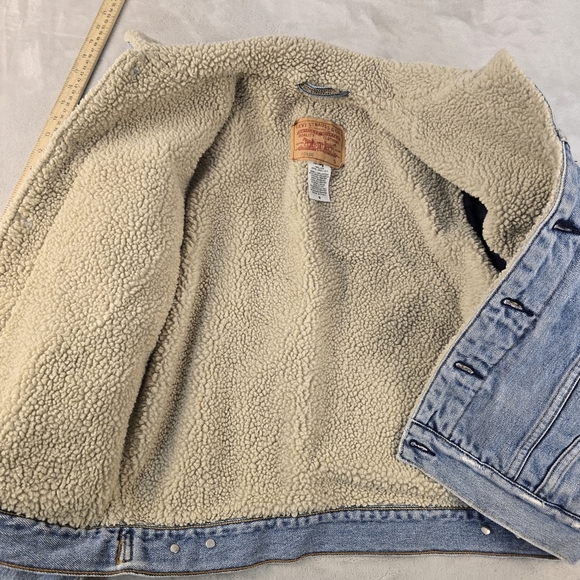 Levi's Men's Standard Trucker Sherpa Lined Denim Jacket 70520 Sz S Type III - Picture 4 of 16
